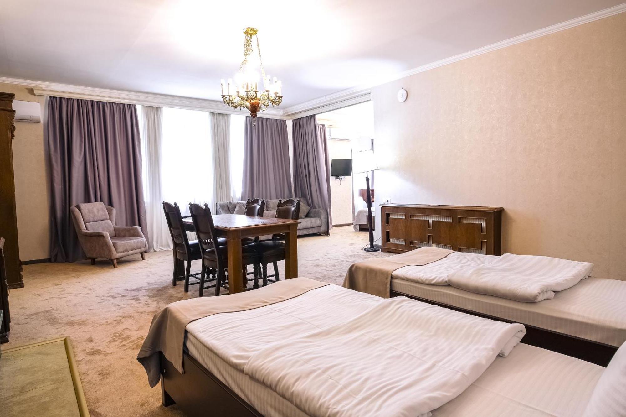 Hotel Imperial House Tbilisi Ngoại thất bức ảnh