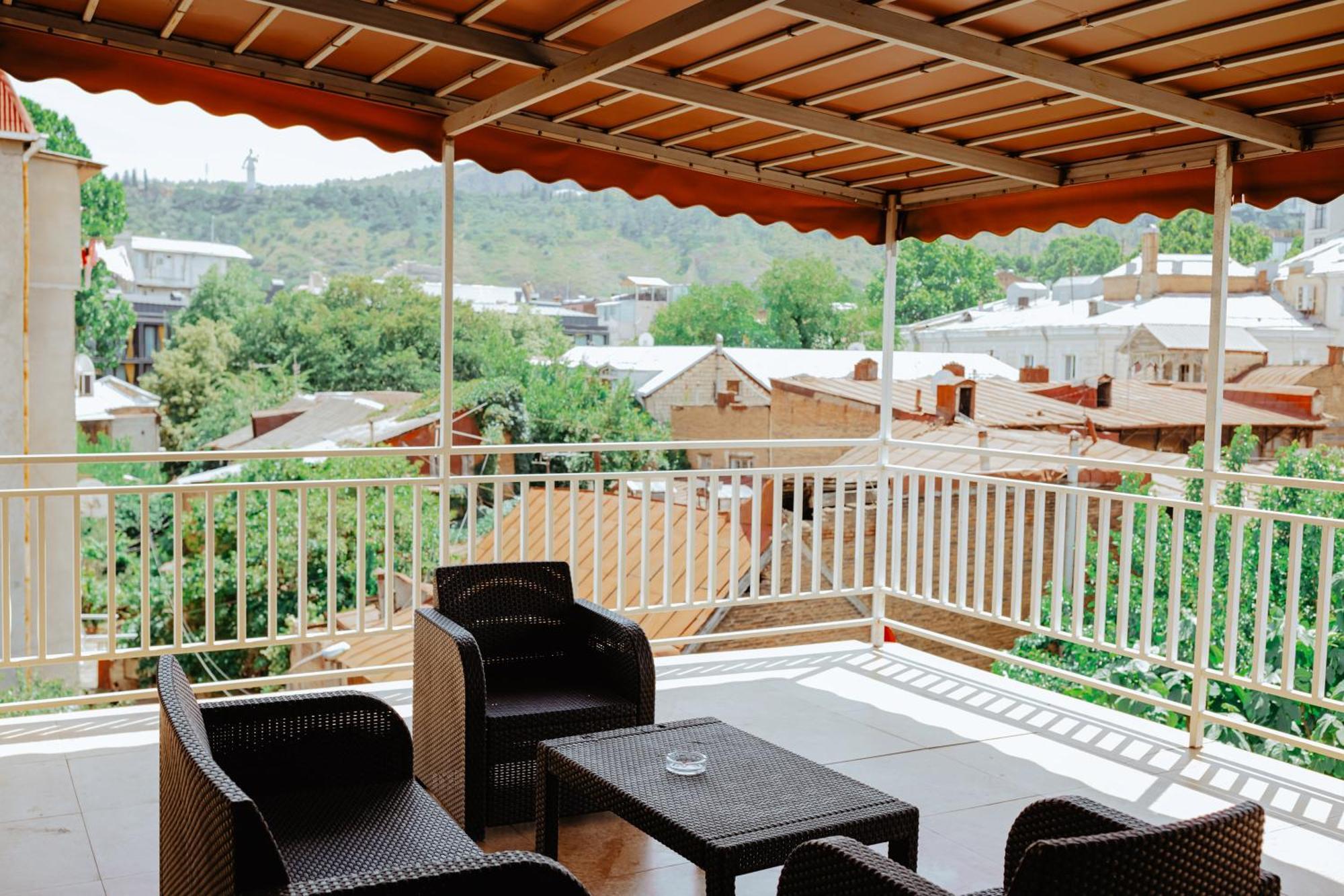 Hotel Imperial House Tbilisi Ngoại thất bức ảnh